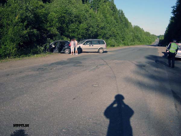 Пряжинский район, 6 июля 2014 года, 18-00. ДТП с участием легковых автомобилей Хендай (Hyundai) и Опель (Opel) произошло на 56-м километре автодороги «Петрозаводск – Суоярви», недалеко от моста через реку Сяпся, в четырех километрах перед поворотом на Кудаму.