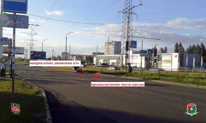Петрозаводск, 7 июля 2015 года, 15-25. ДТП с участием пешехода и кроссовера Субару (Subaru Forester) произошло на Лесном проспекте, у дома №47, в районе регулируемого пешеходного перехода напротив ТЦ "Сигма".