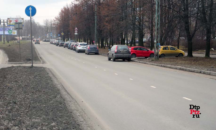 Петрозаводск, 11 декабря 2015 года, 22-25. ДТП с участием пешехода и легкового автомобиля ВАЗ-2114 произошло на набережной Варкауса, в районе дома №5.