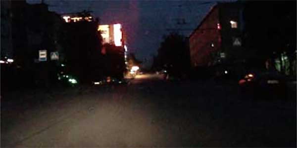 Петрозаводск, с 25 мая в городе отключено уличное освещение.