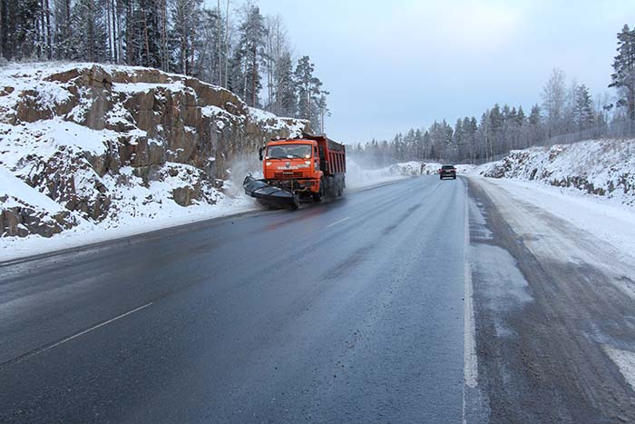 Бесперебойный проезд по федеральным дорогам Карелии и Мурманской области будут обеспечивать 190 единиц техники.