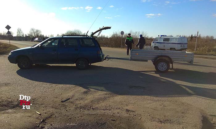 Олонецкий район, 22 апреля 2018 года, 17-00.   ДТП с участием мотоциклиста и легкового автомобиля ВАЗ-2111 с прицепом произошло на 17-м километре автодороги А-130 «Олонец-Питкяранта-Леппясилта».