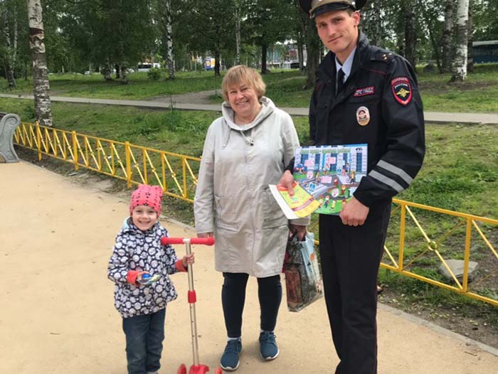 Традиционное профилактическое мероприятие "Островок безопасности" стартовало в Петрозаводске.