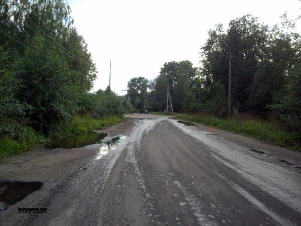 Медвежьегорск, 29 июля 2014 года, 15-45. ДТП с участием несовершеннолетнего пешехода и неустановленного автомобиля произошло в районе дома №14 по улице Онежская.