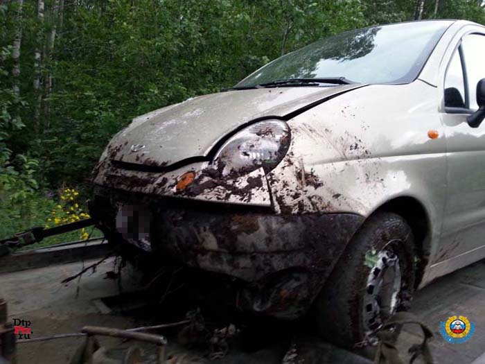 Прионежский район, 15 августа 2015 года, 19-30. ДТП с участием легкового автомобиля Дэу Матиз (Daewoo Matiz) произошло на 6-м километре автодороги «Деревянка – ст. Орзега.