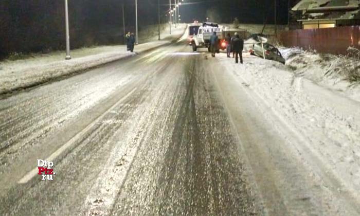 Сортавальский район, 4 декабря 2018 года, 20-30. ДТП с участием легкового автомобиля Ниссан (Nissan Almera) произошло на 270-м километре автодороги А-121 "Сортавала", перед населённым пунктом Хелюля.