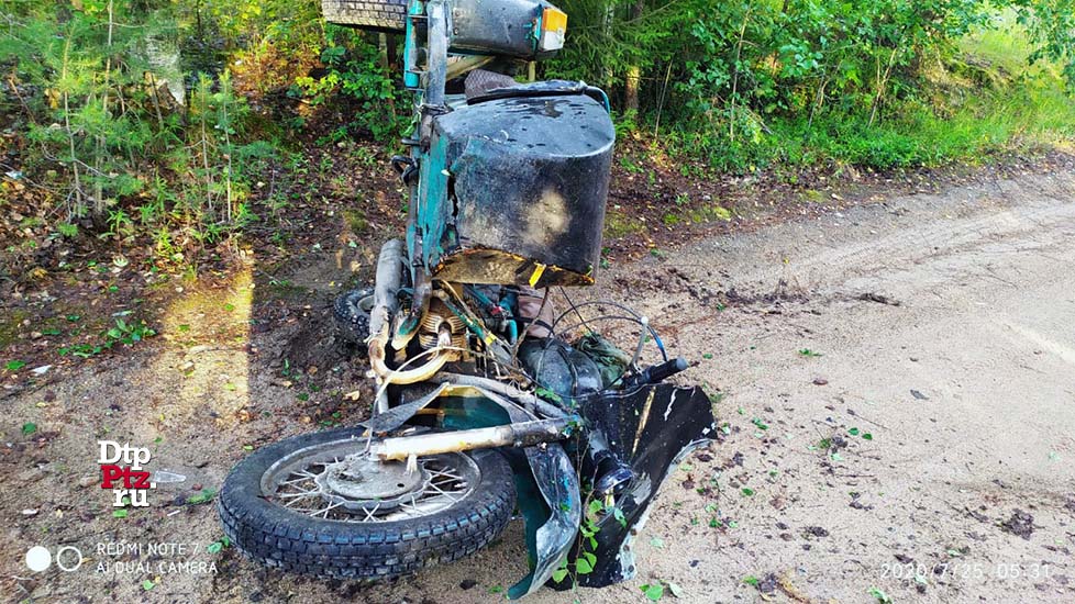 Муезерском район, 25 июля 2020 года, 02-30.   Трагическое ДТП с участием мотоциклиста произошло в селе Реболы.